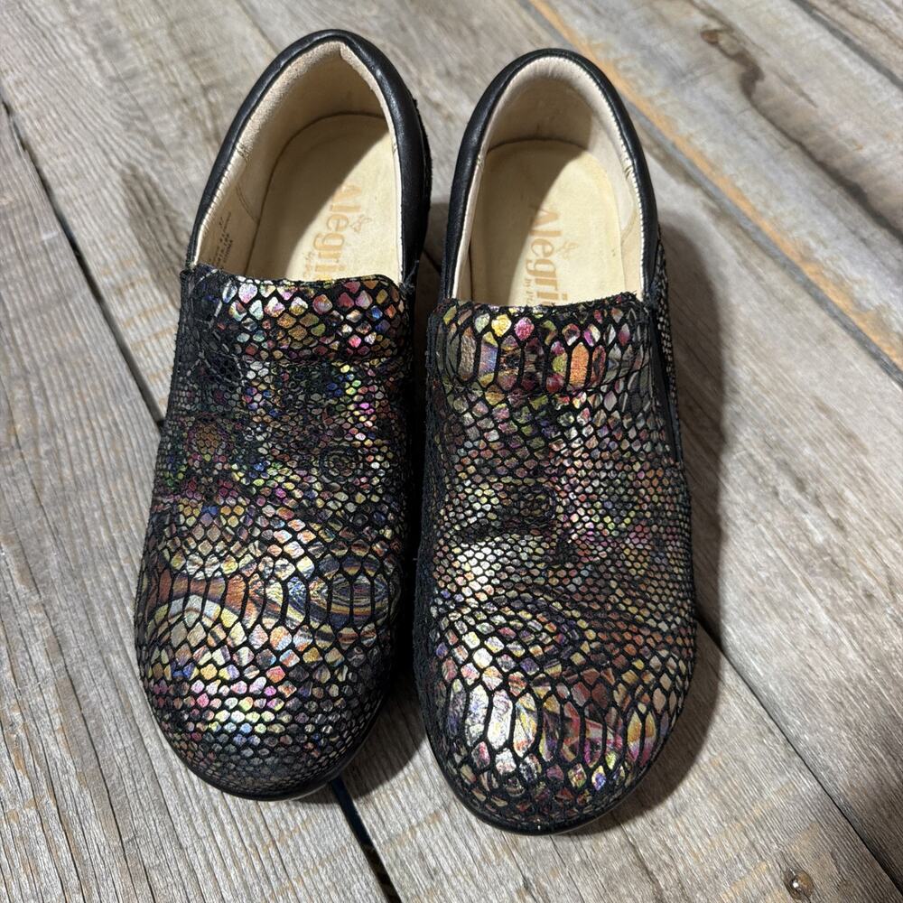 Alegria Eryn Multi-Color Iridescent Lizard Size 37 Excellent Used Condition Shoe